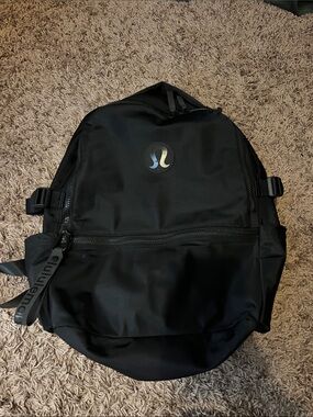 lululemon athletica Black Men's Everyday Backpack with Front Zip Pocket